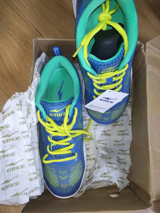 鸿星尔克，跑鞋，40码，全新，正品，包邮，...