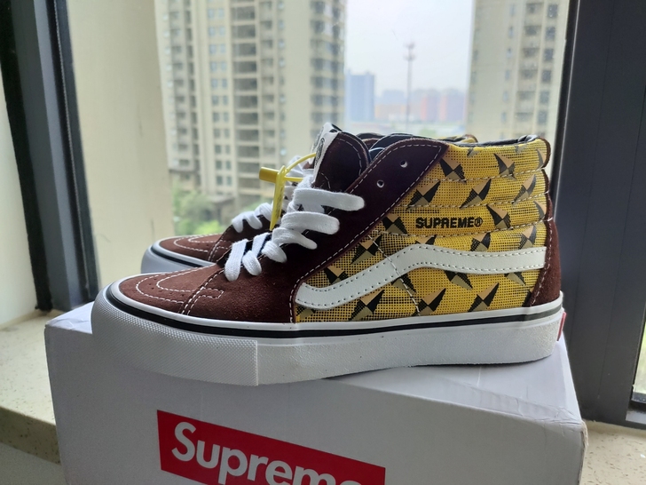 Vans联名帆布鞋