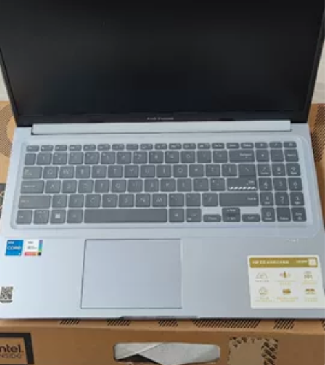 Asus/华硕无畏15 2022 12代酷...