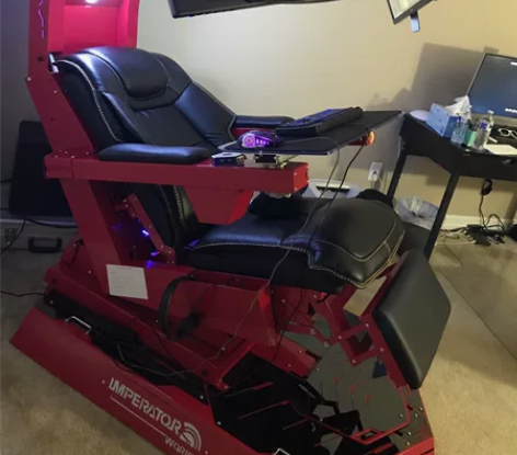 R1 苍龙电脑座舱电竞太空舱  这个在国外...