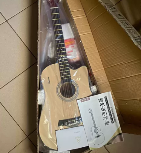 转让原价一千多的全新单板民谣吉他初学者吉他...