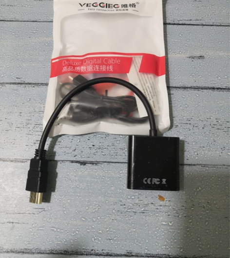 【出】投影仪转换器 hdmi转vga转换器...