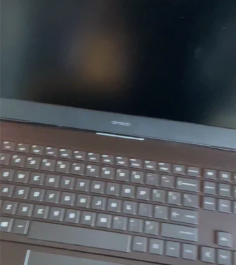 惠普(HP)暗影精灵7 游戏本 16.1英...