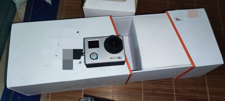 米狗运动相机，可以拍摄4K，正常使用几乎全...
