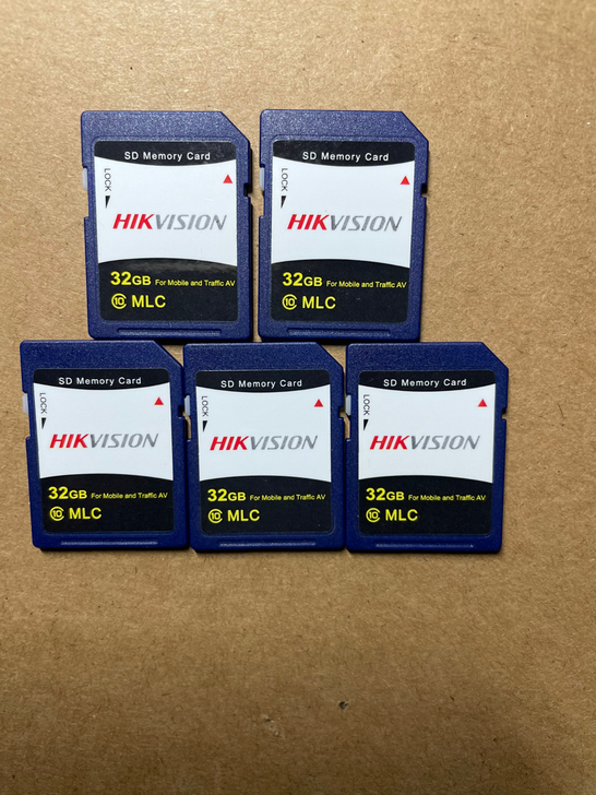 海康车载SD卡32G，共5个，打包出