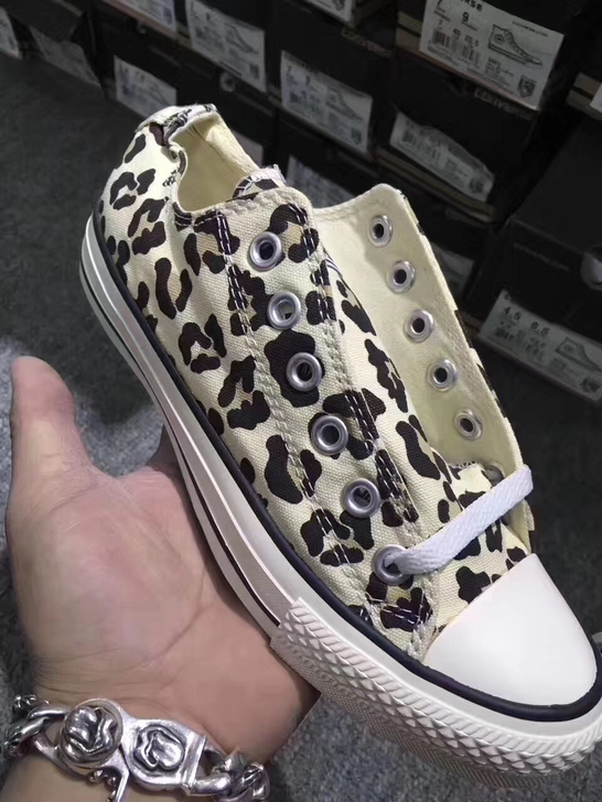 匡威all star！库存积压品！赔钱清仓...