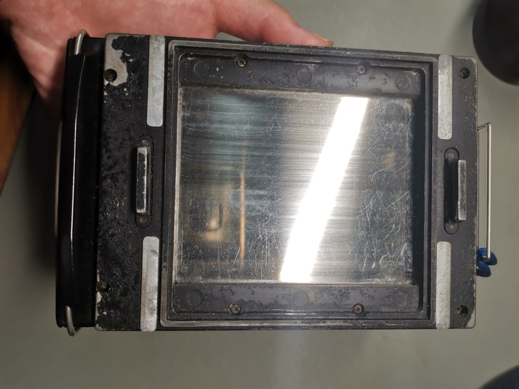 玛米亚撕拉片片盒，成色如图，功能正常，底价...