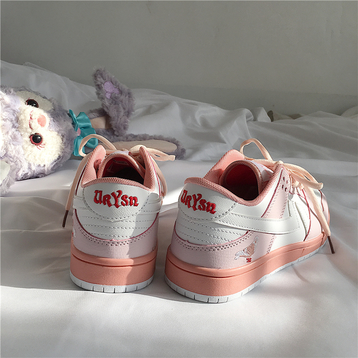 鸽子粉板鞋日系ins超火原宿百搭街拍少女心...