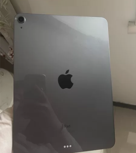 ipad air2022没咋用过去年十一月...