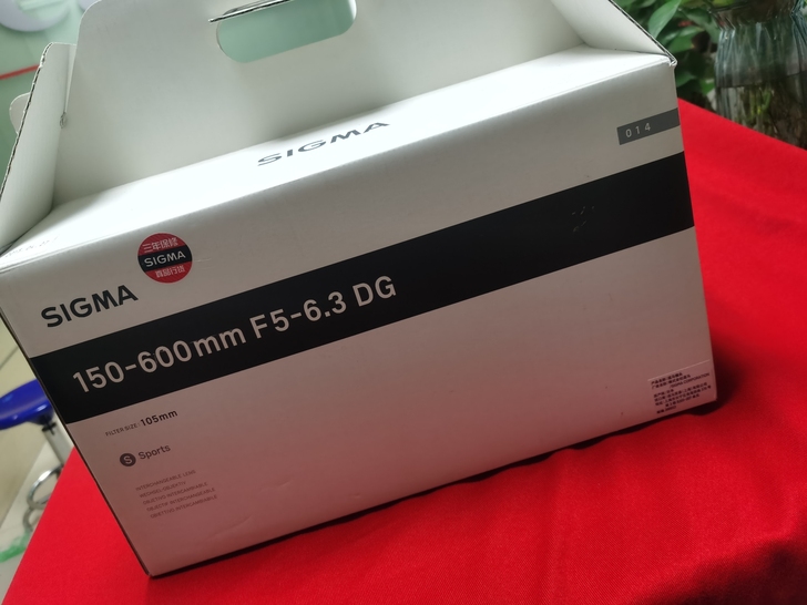 新到适马150-600  S版，镜头很新很...