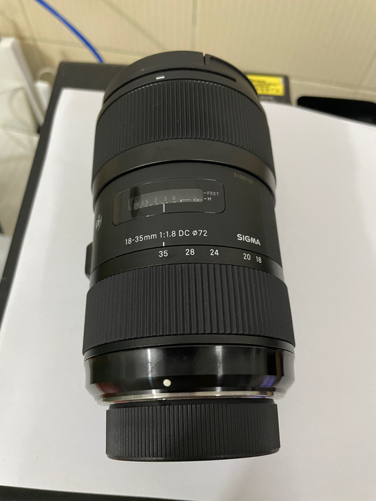 适马18-35 F1.8 尼康口,箱说齐全。