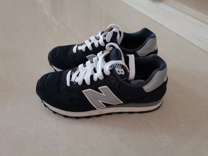 NEW BALANCE 574 36码