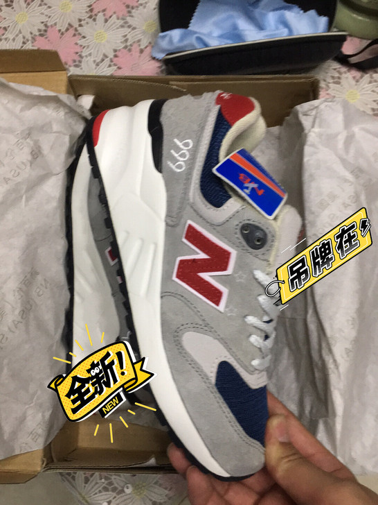 品牌运动鞋批发城搬迁，赔钱清仓处理，纽巴伦...
