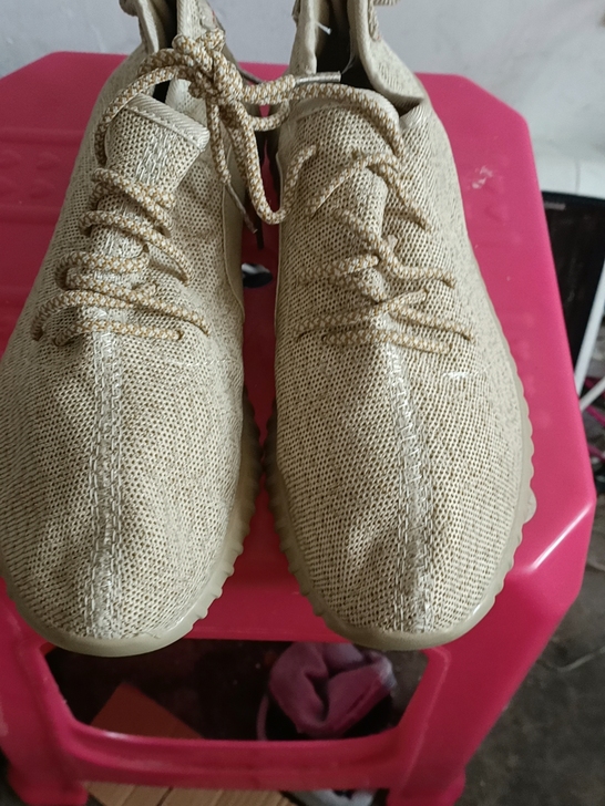 阿迪达斯椰子鞋43码