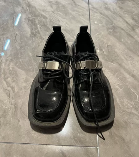 小众链条英伦风绑带粗跟小皮鞋女秋季薄款方头...