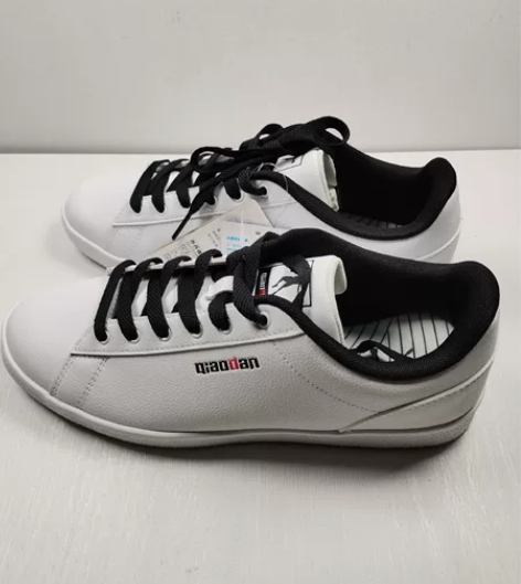 全新国货乔丹42码男鞋内长265 正品，带...