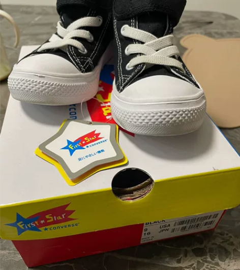 匡威超轻版黑色16码，二手商品不退换 感兴...