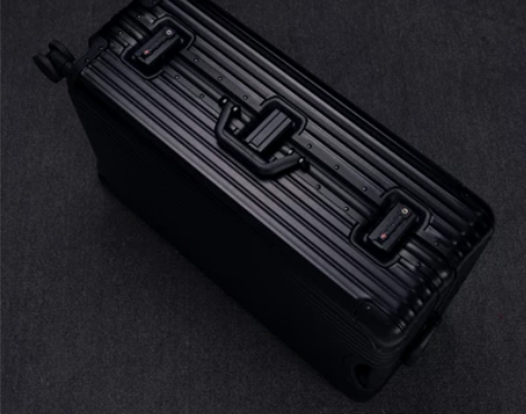 全铝镁合金拉杆箱万向轮24寸 感兴趣的话点...