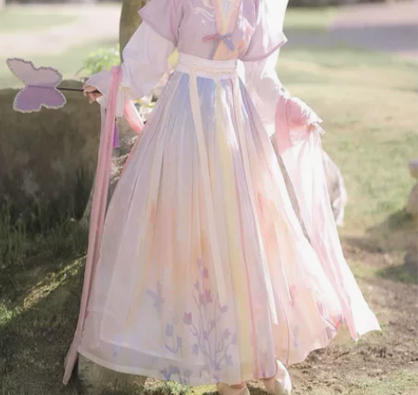 洛苓唐褙子幽兰，全套L码适合身高160左右...