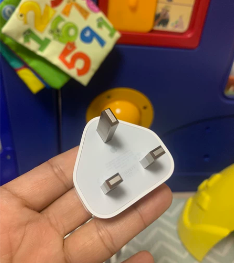 全新原装苹果充电头10元,浑南金地左岸自取...