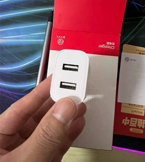 全新快充插头。买多了，很好用的快速充电头，...