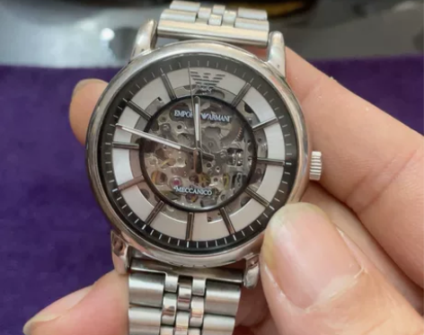 阿玛尼(Emporio Armani)手表...