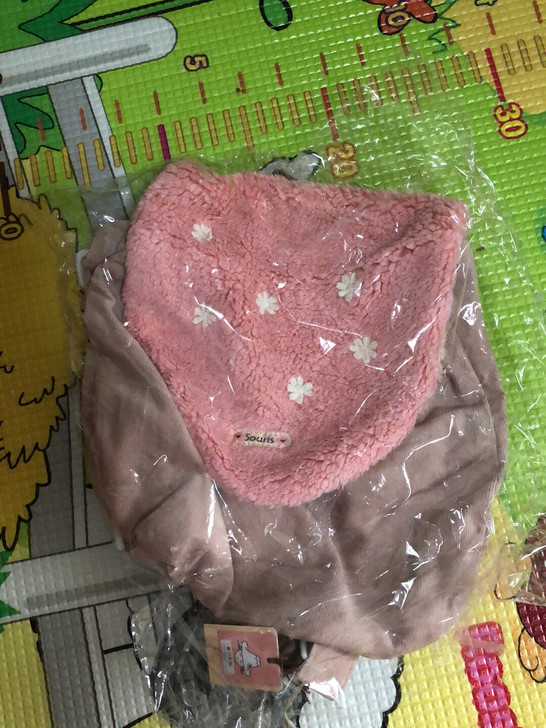 s家草莓书包原价出