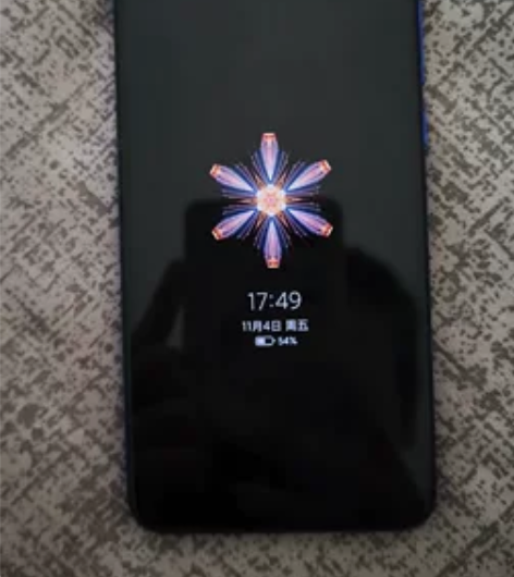 半个月前买的二手小米CC9，蓝色，6+12...