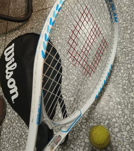 七成新可送一个网球 感兴趣的话点“我想要”...