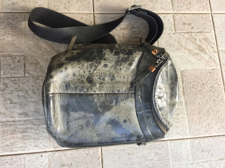 食堂堂定制胸包,一千八定制的,全手工制作手...