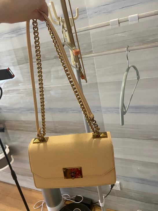 小ck  实体店购入 有记录 ，颜色超正，...