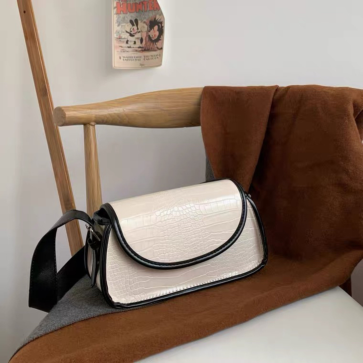 韩系设计感百搭（全新售）