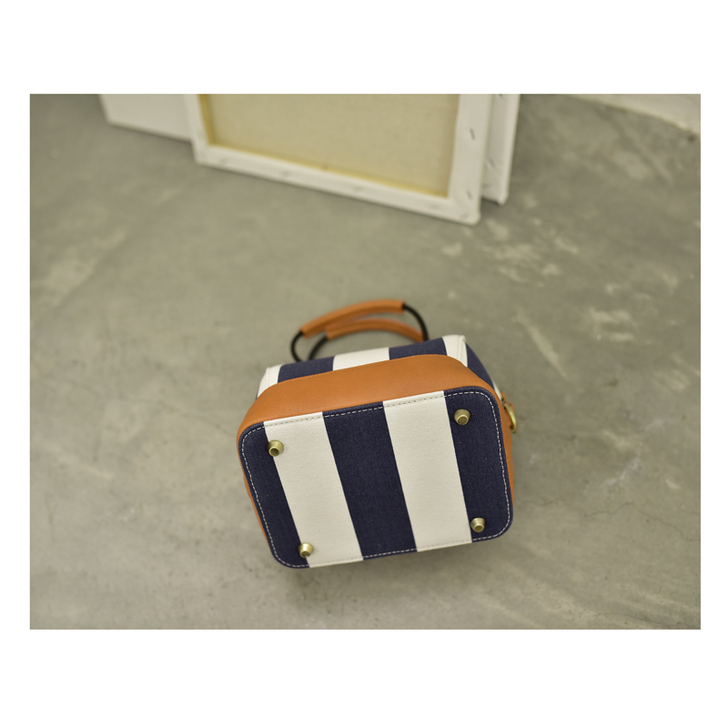 原宿复古ins森系 小清新帆布配牛皮枕头包...