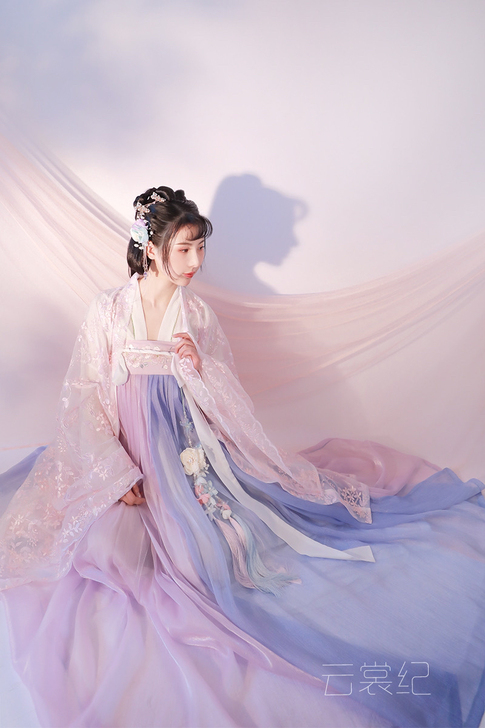 （出租）云裳纪春樱齐胸m码全套