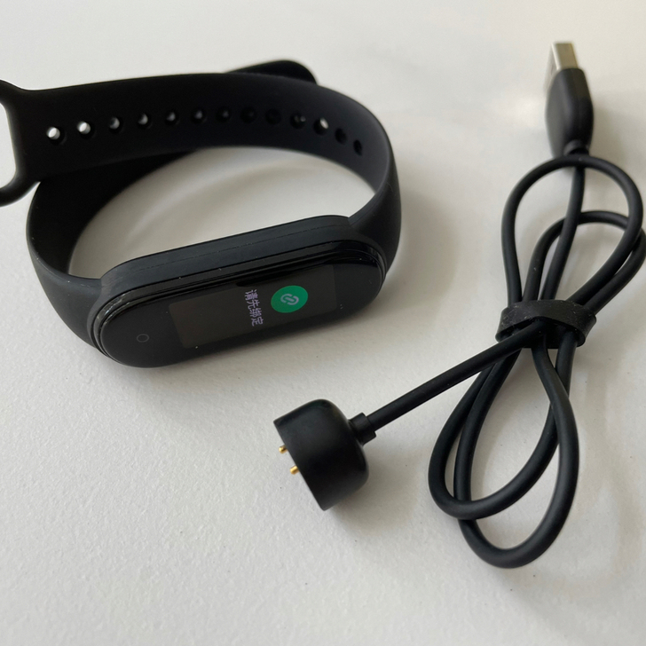 小米手环5标准版，续航正常。