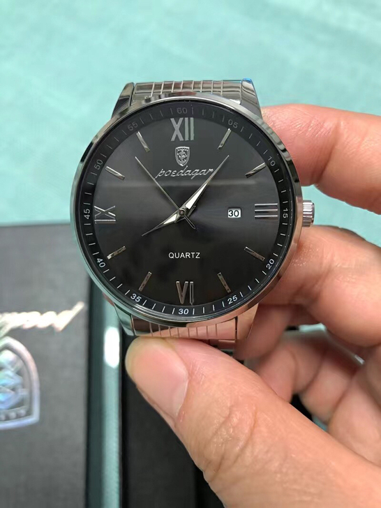 店铺经营不善低价出瑞士正品非机械表闲置处理...