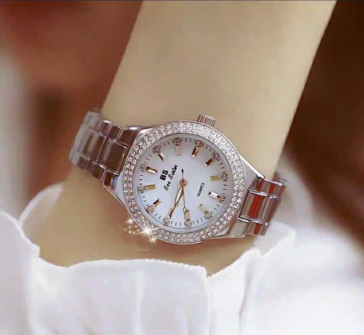 高档气质款水钻女士手表原价3288元，店铺...