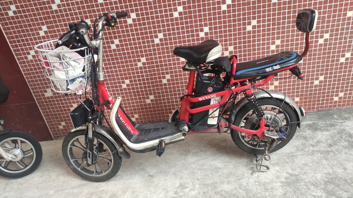 二手五羊电动车，爆改五羊电动车，更换了前后...