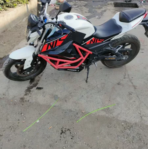 2020年，全套手续无事故刚买了保险跑了4...