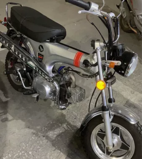 出长颈鹿DAX摩托车，力帆110发动机，电...