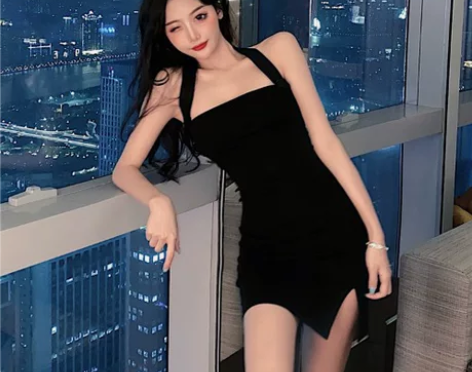 法式黑色吊带连衣裙女2021夏季显瘦短裙子...
