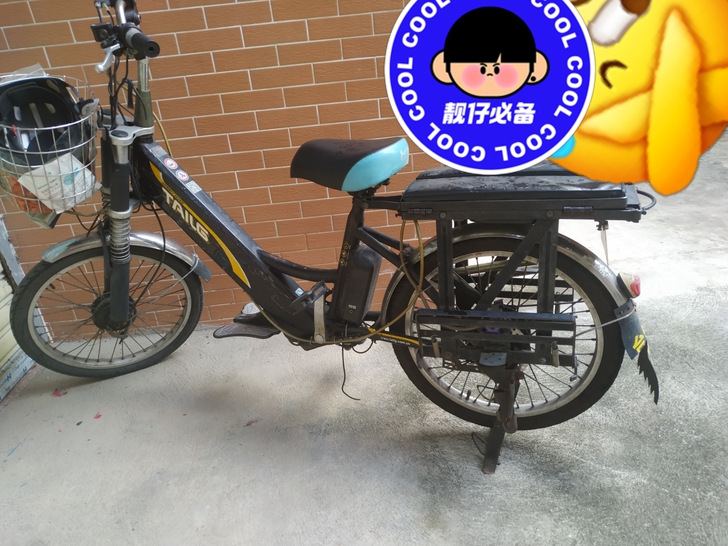 台铃电动车,充满电可开30公里。