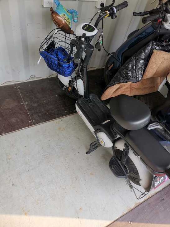 自骑台铃电动车，去年12月份入手，不到1年...