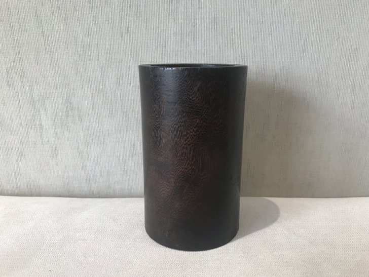 清 鸡翅木一把抓素工笔筒