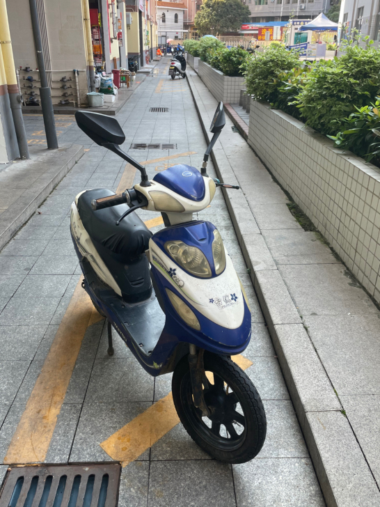 自用电动车，有点旧了，轴承稍微有点问题，可...
