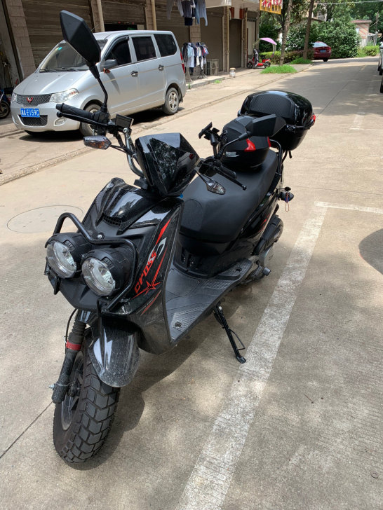 准新国产踏板125cc，公里数601