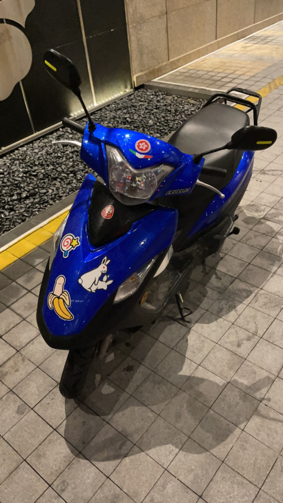 豪爵VF100摩托车踏板车