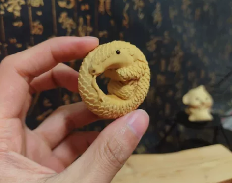 穿山甲，小叶黄杨木雕富甲天下手把件实木雕刻...