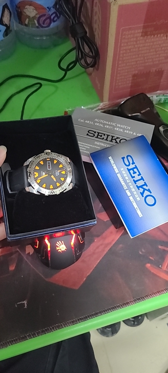 精工手表，全新，原价1700，买到手就戴过...