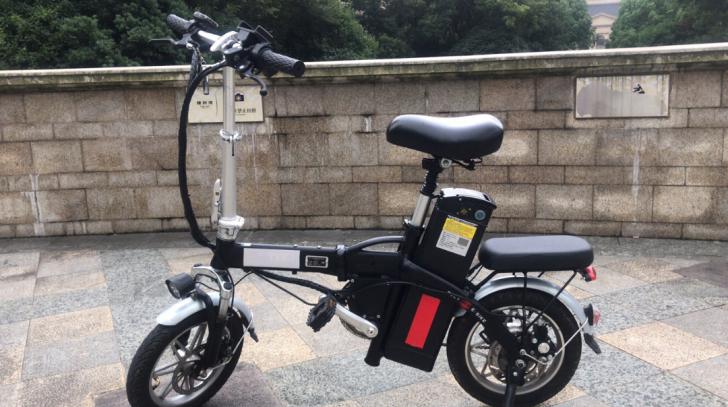 由于工作原因要去外地，低价出手一台9.5成...